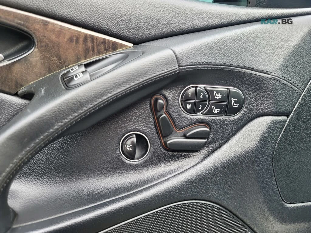 Mercedes-Benz SL 55 AMG * AвтоКредит* (ЦЕНА ДО БГ), снимка 12 - Автомобили и джипове - 55327502