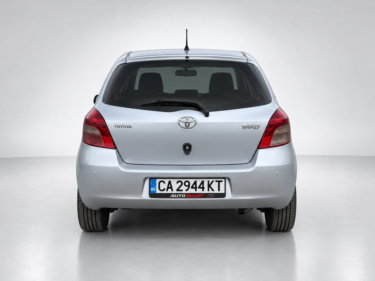 Toyota Yaris 1.4 D4D 70000km, снимка 5 - Автомобили и джипове - 56171544