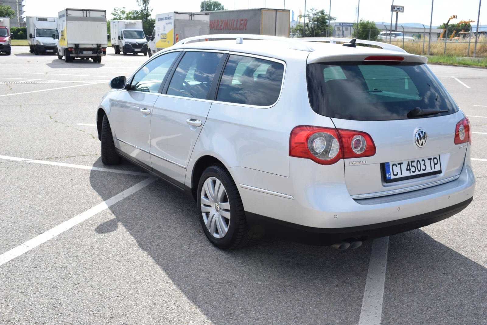 VW Passat 2.0 TDI, снимка 6 - Автомобили и джипове - 56205625