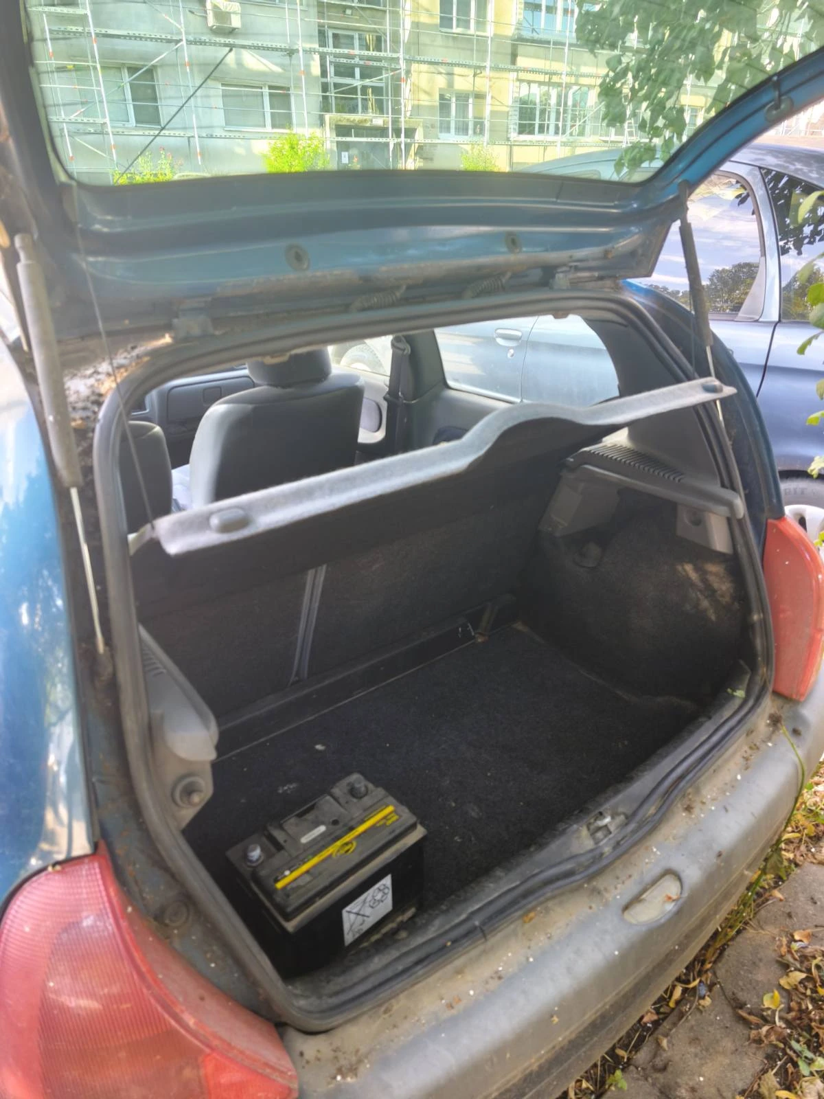 Renault Clio 2, снимка 3 - Автомобили и джипове - 56389037