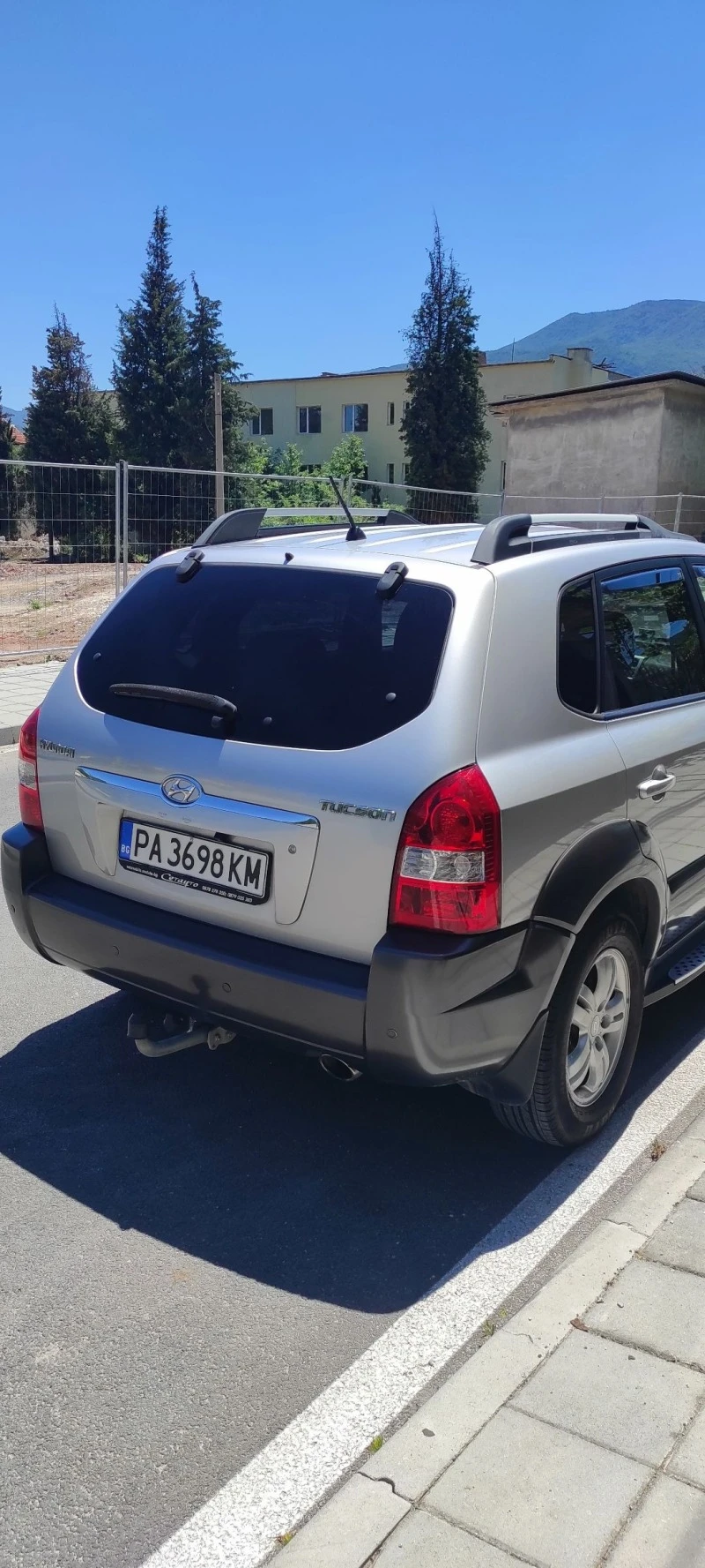 Hyundai Tucson 2000i, снимка 3 - Автомобили и джипове - 47223649