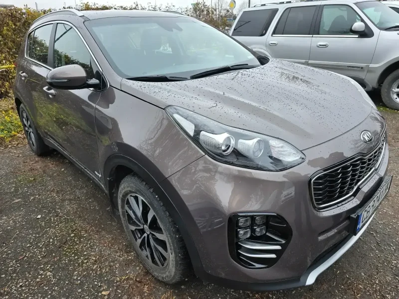 Kia Sportage, снимка 2 - Автомобили и джипове - 49134560