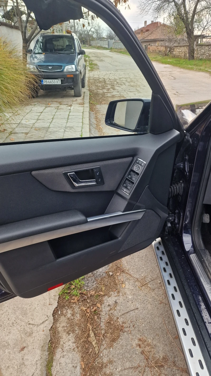 Mercedes-Benz GLK 350 4Matic, снимка 8 - Автомобили и джипове - 52673363
