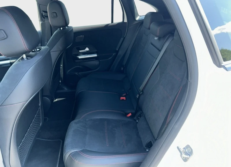 Mercedes-Benz EQA 300 4Matic AMG Line, снимка 9 - Автомобили и джипове - 52494549