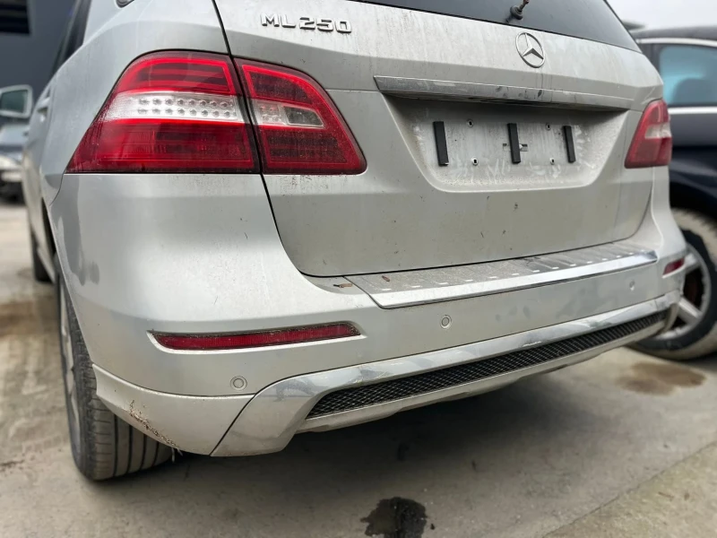 Mercedes-Benz ML 250 651, снимка 11 - Автомобили и джипове - 52638174