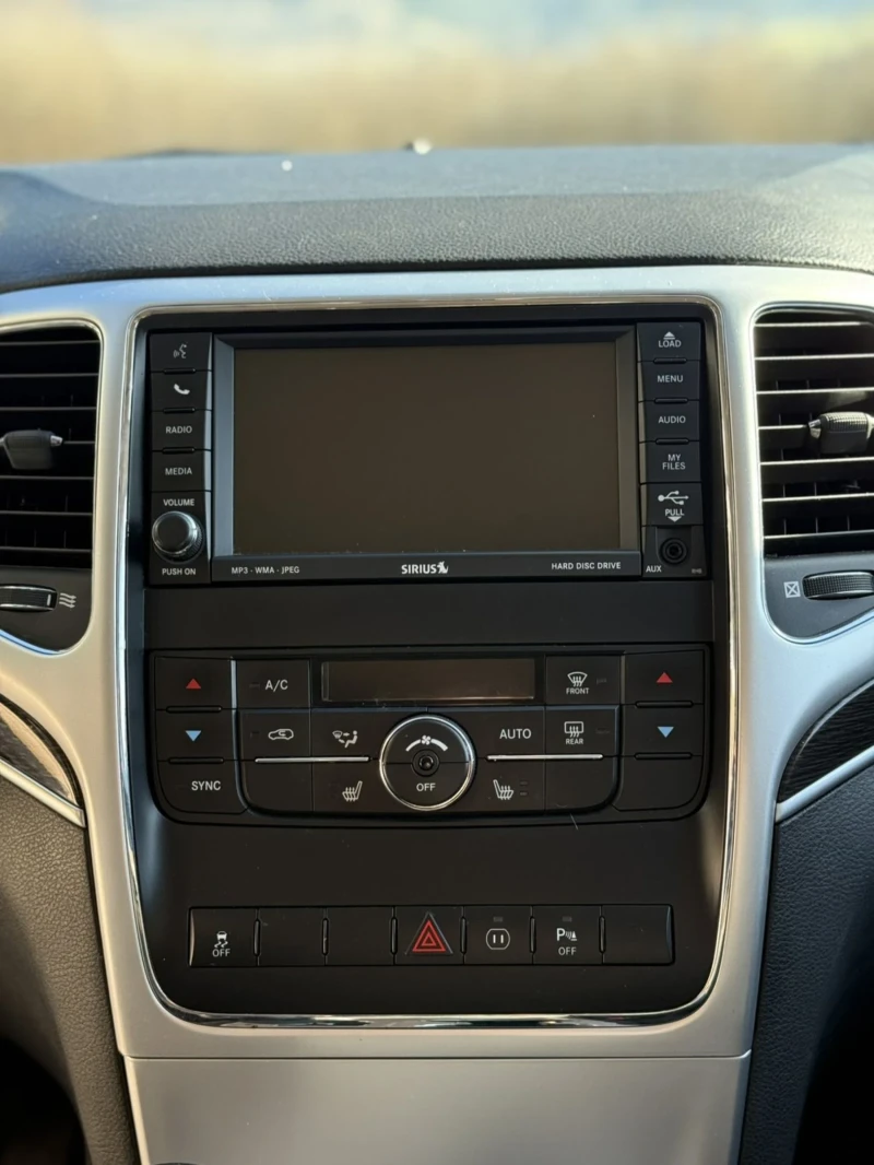 Jeep Grand cherokee Юбилеен , снимка 10 - Автомобили и джипове - 53063664