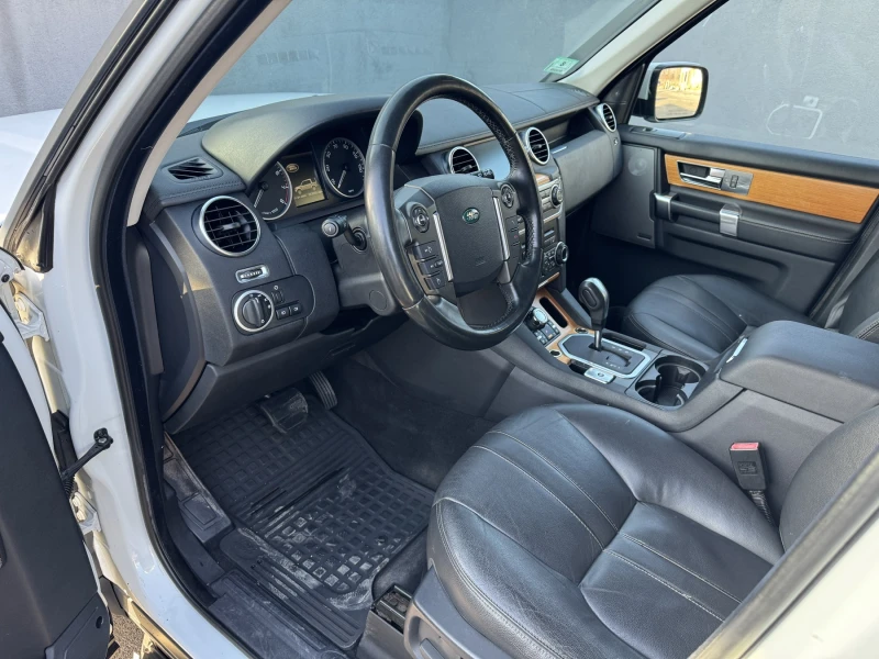 Land Rover Discovery 5.0L LR V8, снимка 10 - Автомобили и джипове - 53258747