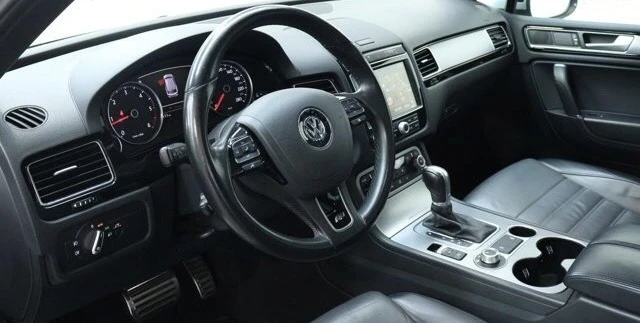 VW Touareg R-Line,360 ,V8 - изображение 9