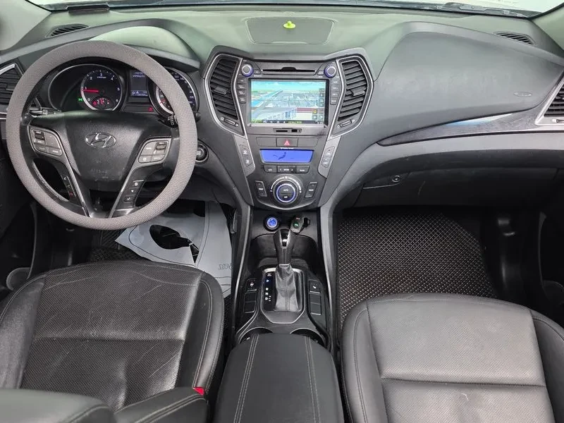 Hyundai Santa fe 2.0, снимка 7 - Автомобили и джипове - 54256788