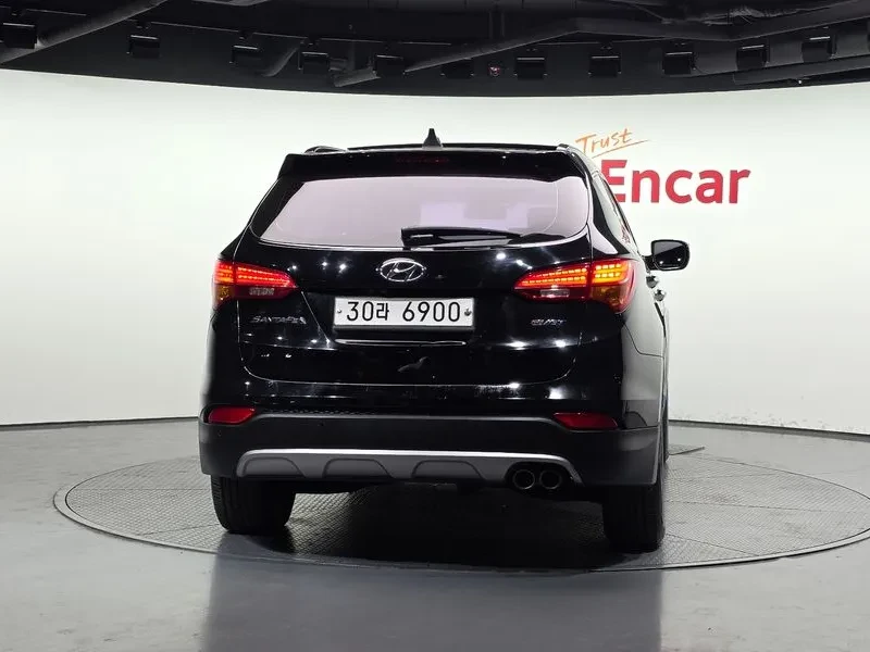 Hyundai Santa fe 2.0, снимка 4 - Автомобили и джипове - 54256788