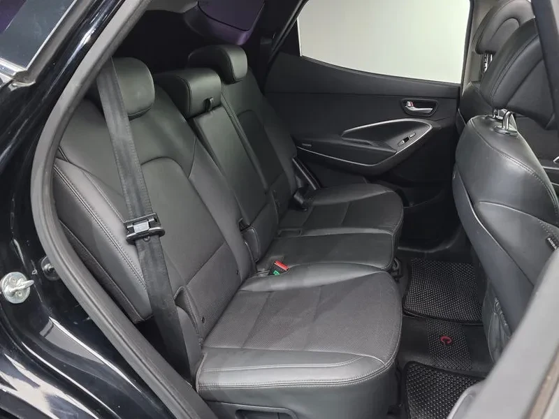 Hyundai Santa fe 2.0, снимка 12 - Автомобили и джипове - 54256788