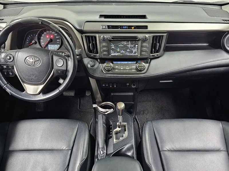 Toyota Rav4 2.5 4Wd 4Th Generation, снимка 14 - Автомобили и джипове - 56737710