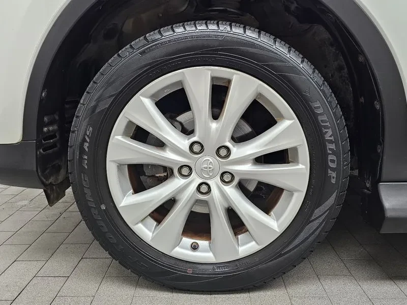 Toyota Rav4 2.5 4Wd 4Th Generation, снимка 9 - Автомобили и джипове - 56737710