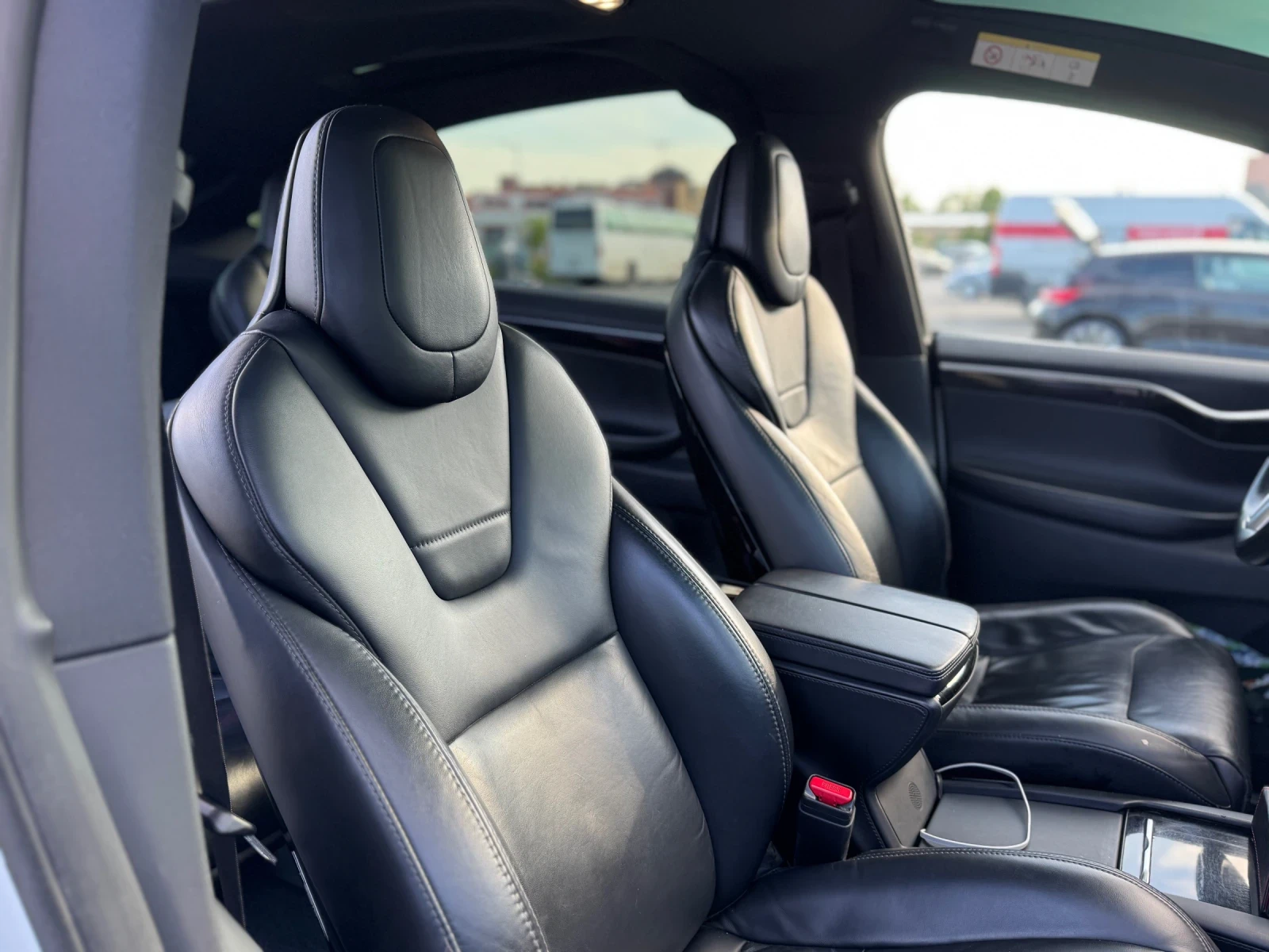 Tesla Model X Безплатно зареждане на Supercharger* ЕU* 6 седалки - изображение 6