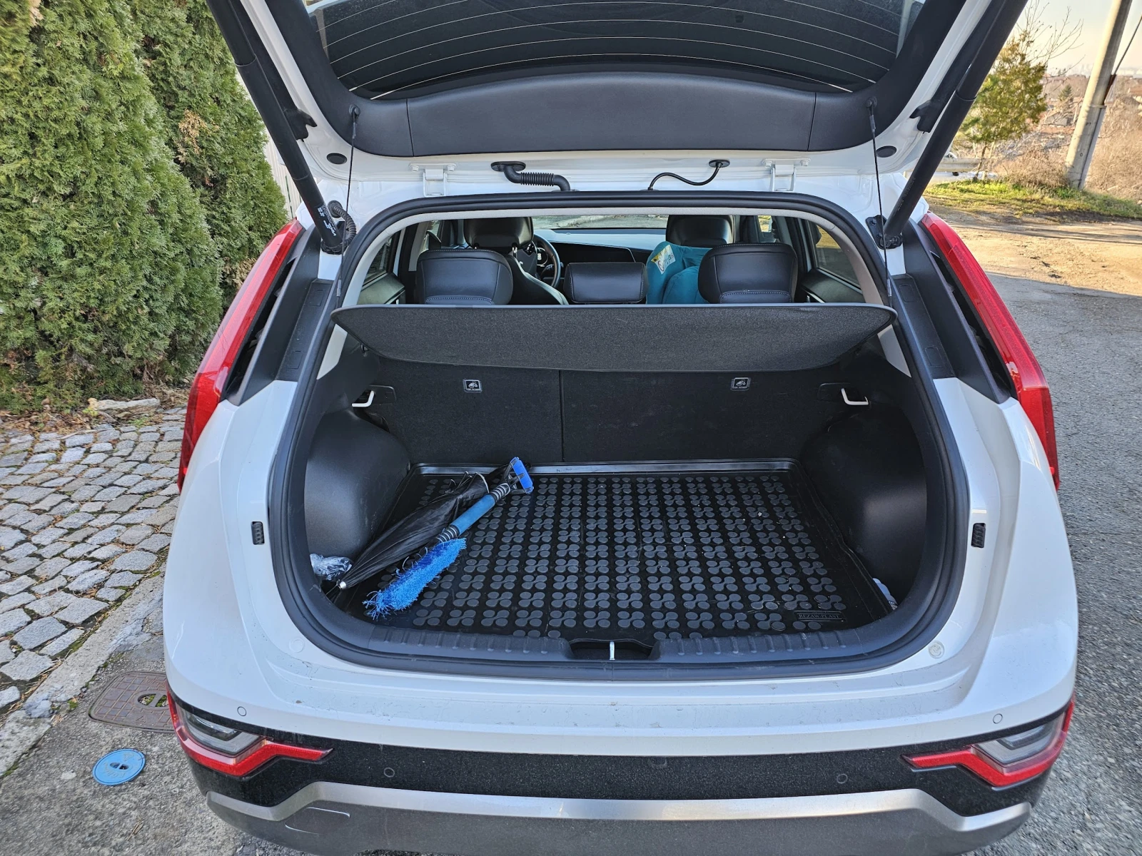 Kia Niro 1, 6 HEV - изображение 6