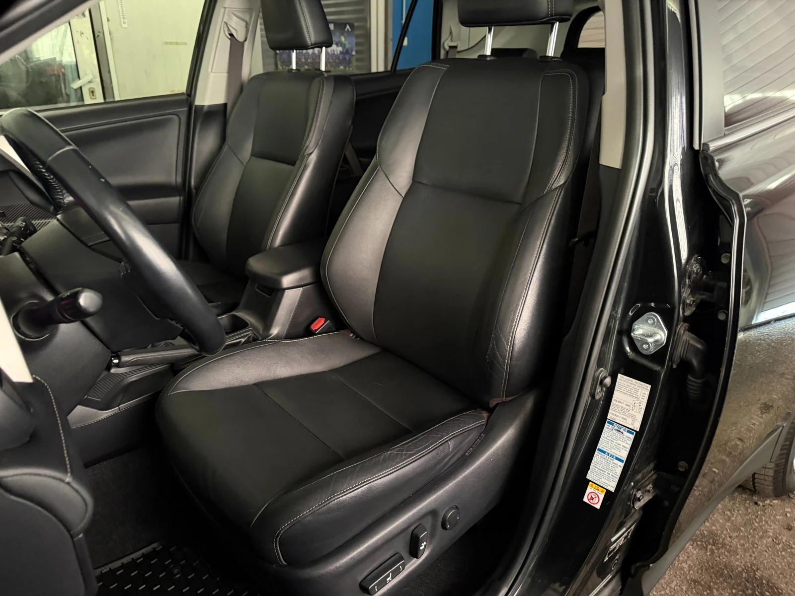 Toyota Rav4 2.0i* 4x4* �������� ������ � ����� ������� � ����� | Mobile.bg � ����������� 8