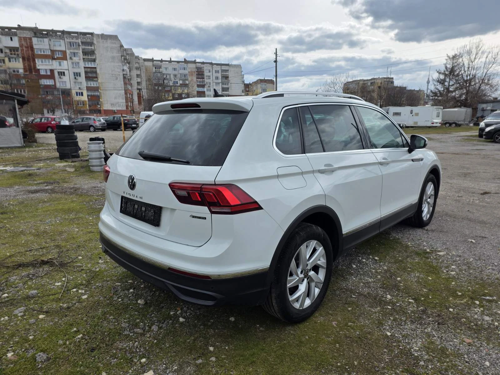 VW Tiguan 2, 0TDI/4motion/, снимка 5 - Автомобили и джипове - 53888942