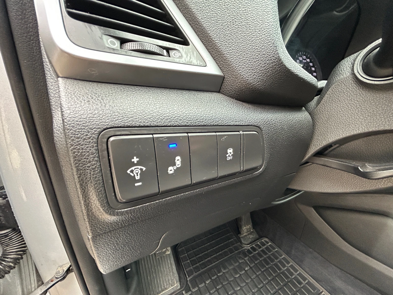 Hyundai Tucson 1.6T/4x4/Автомат, снимка 16 - Автомобили и джипове - 54116040