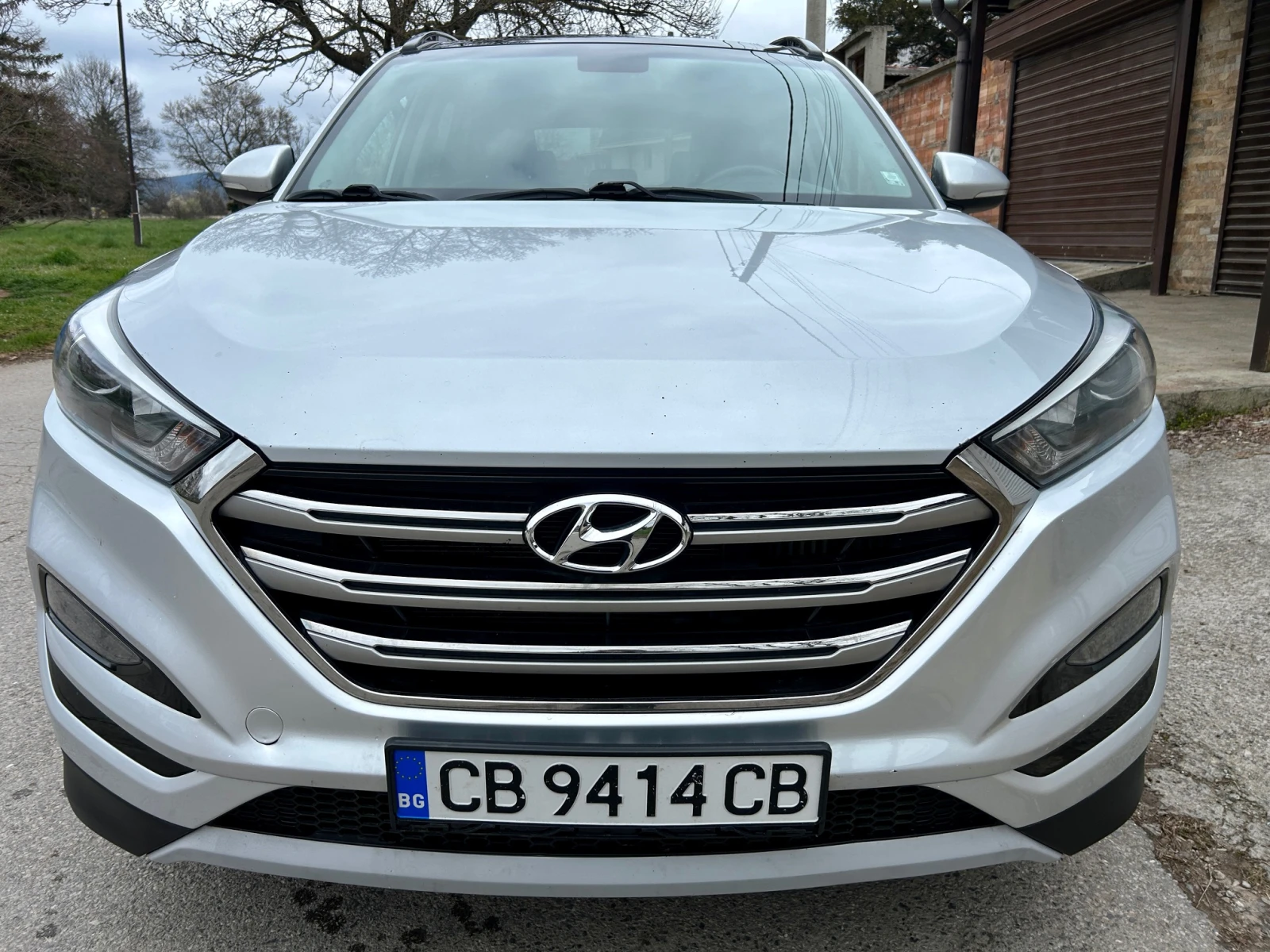 Hyundai Tucson 1.6T/4x4/Автомат, снимка 5 - Автомобили и джипове - 54116040