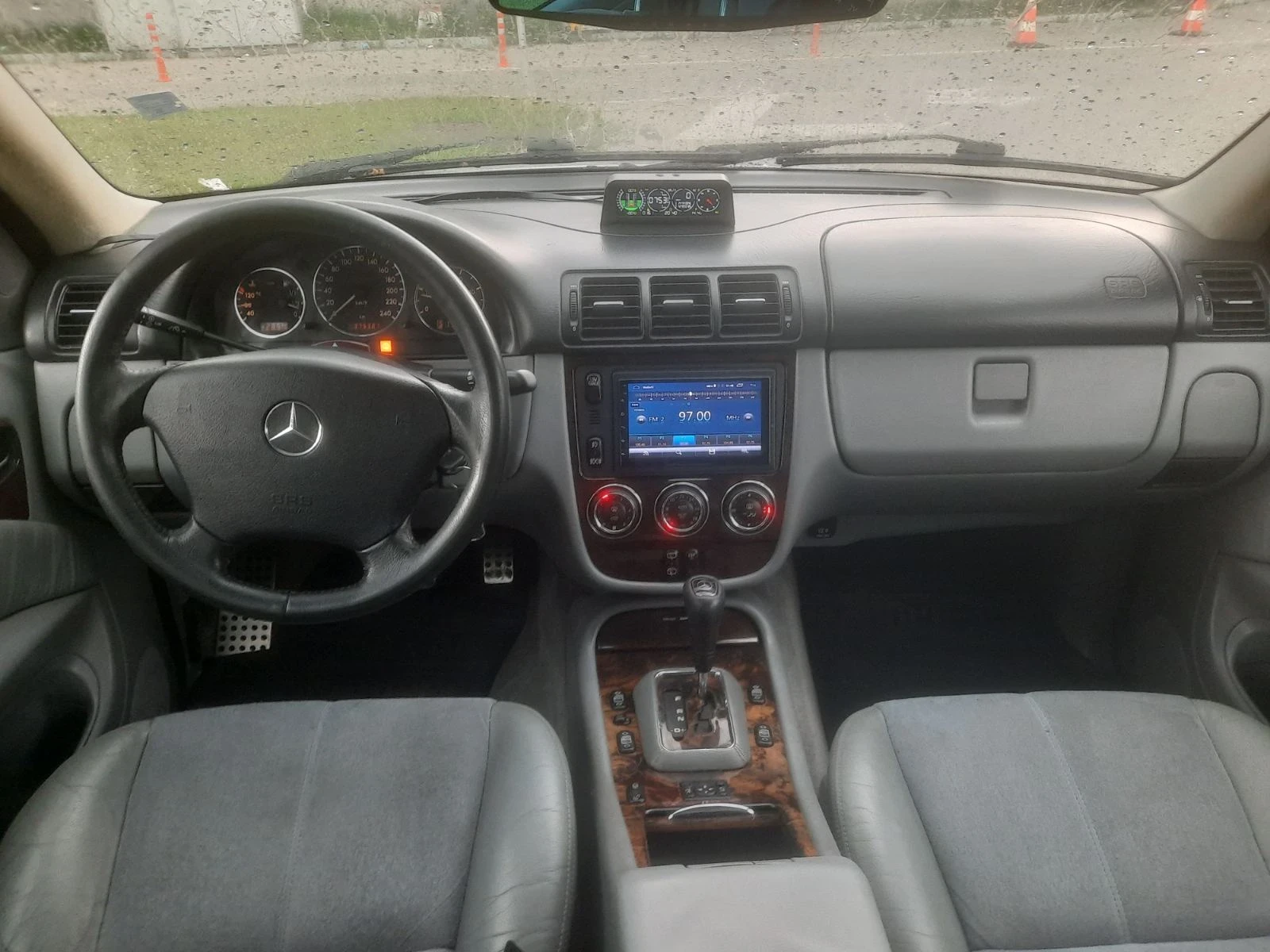 Mercedes-Benz ML 270 2.7CDI, снимка 8 - Автомобили и джипове - 54838375