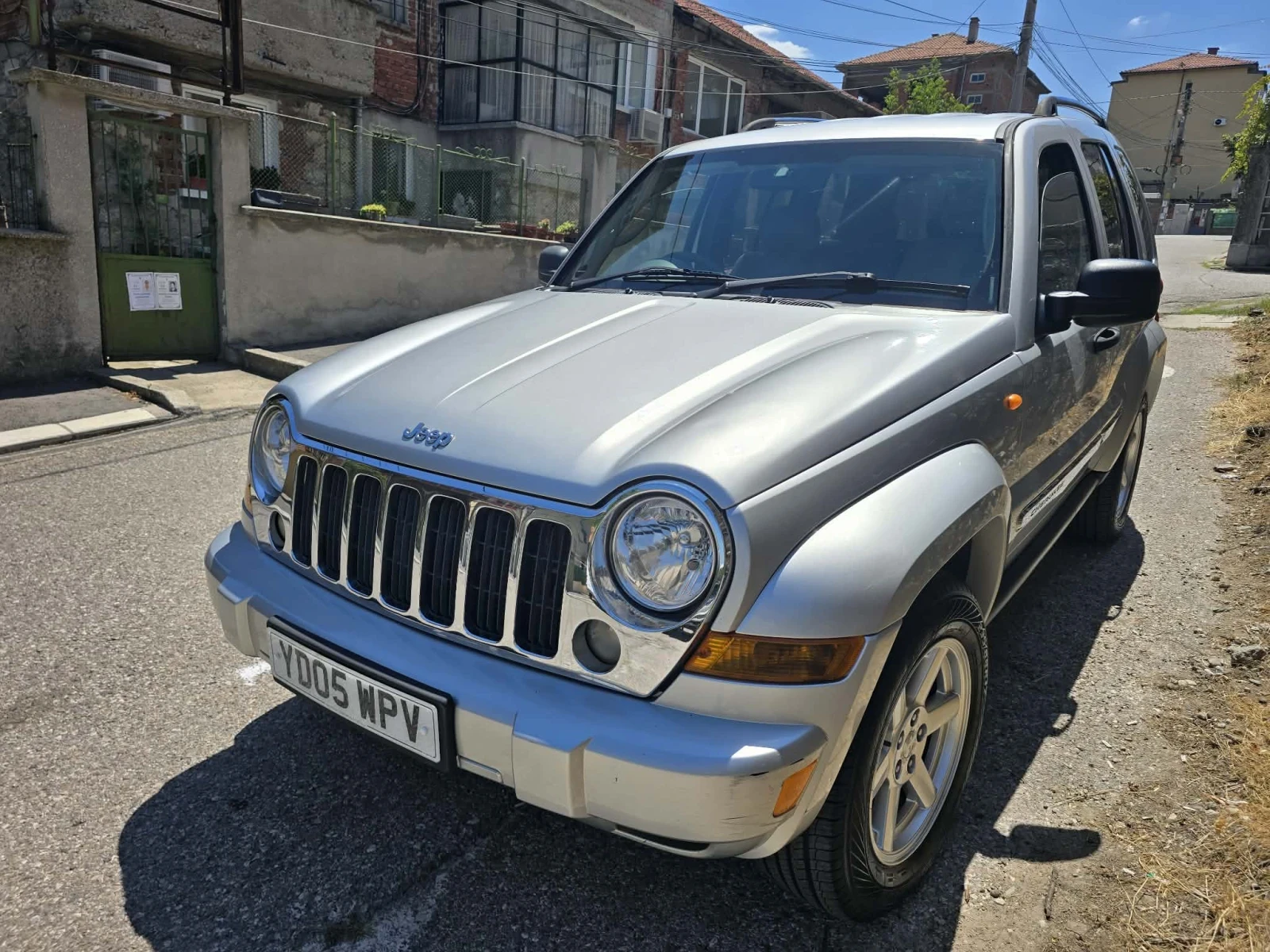 Jeep Cherokee 3.7 бензин 