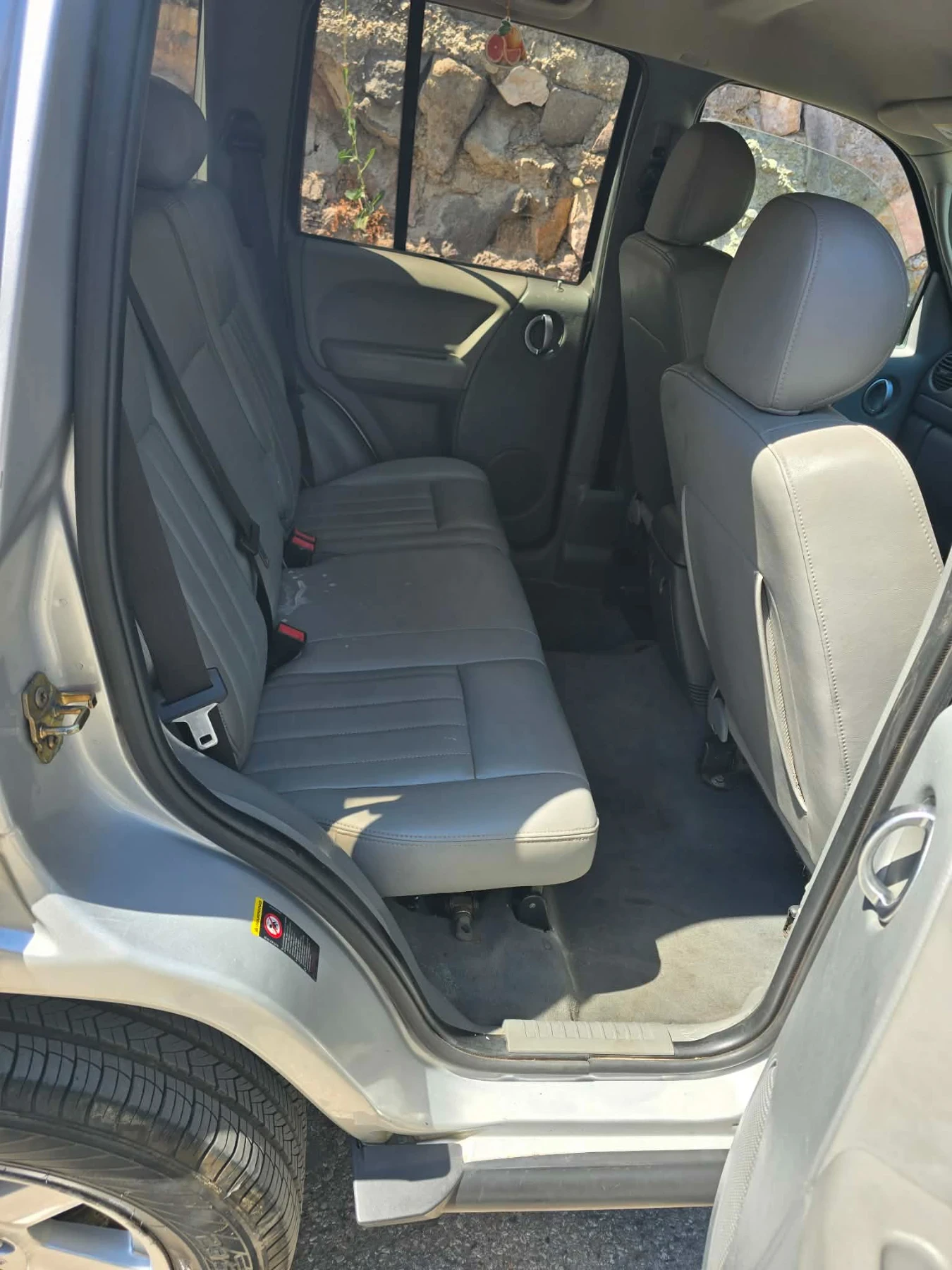 Jeep Cherokee 3.7 бензин , снимка 11 - Автомобили и джипове - 55506611