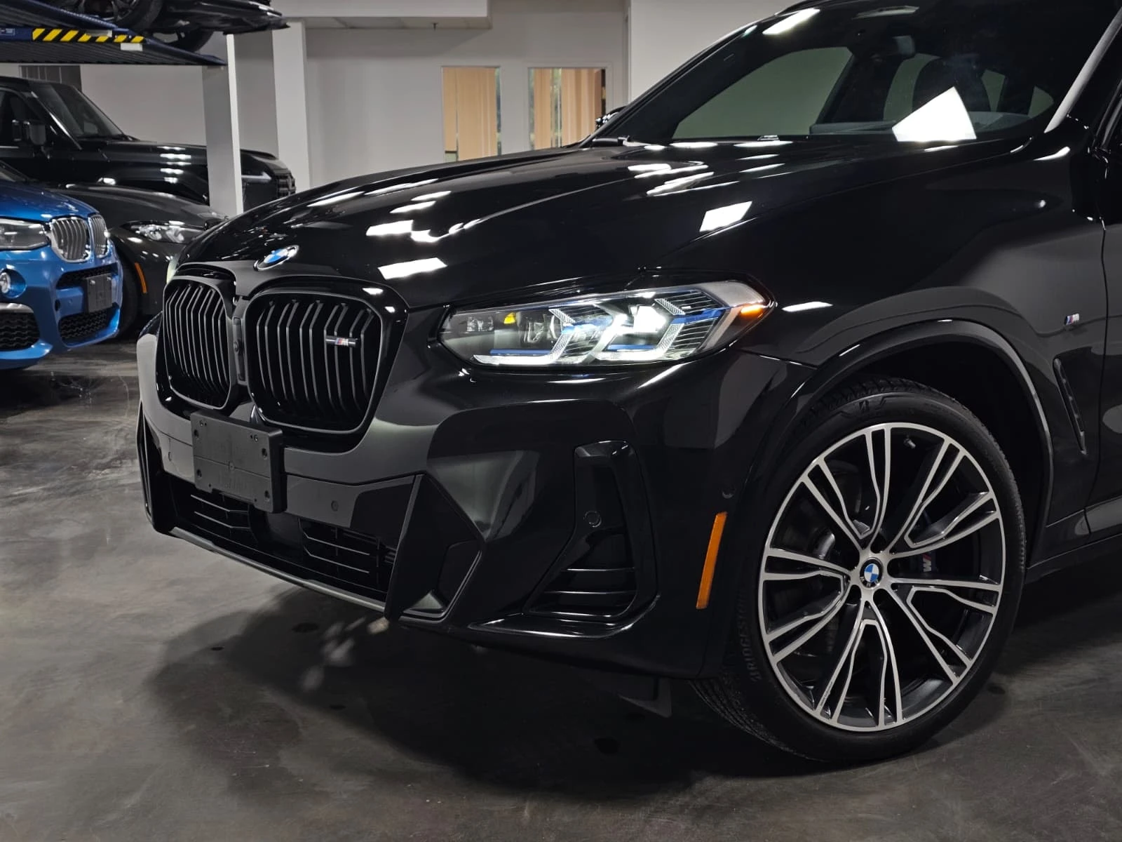 BMW X4 * M40i * DIS* H/K* AMBIENT* HUD* , снимка 10 - Автомобили и джипове - 55932800