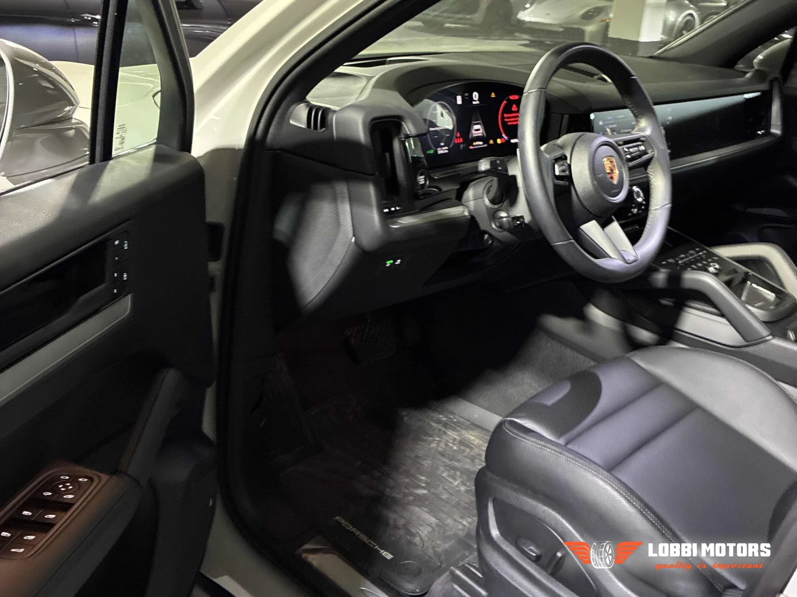 Porsche Cayenne, снимка 5 - Автомобили и джипове - 56129359