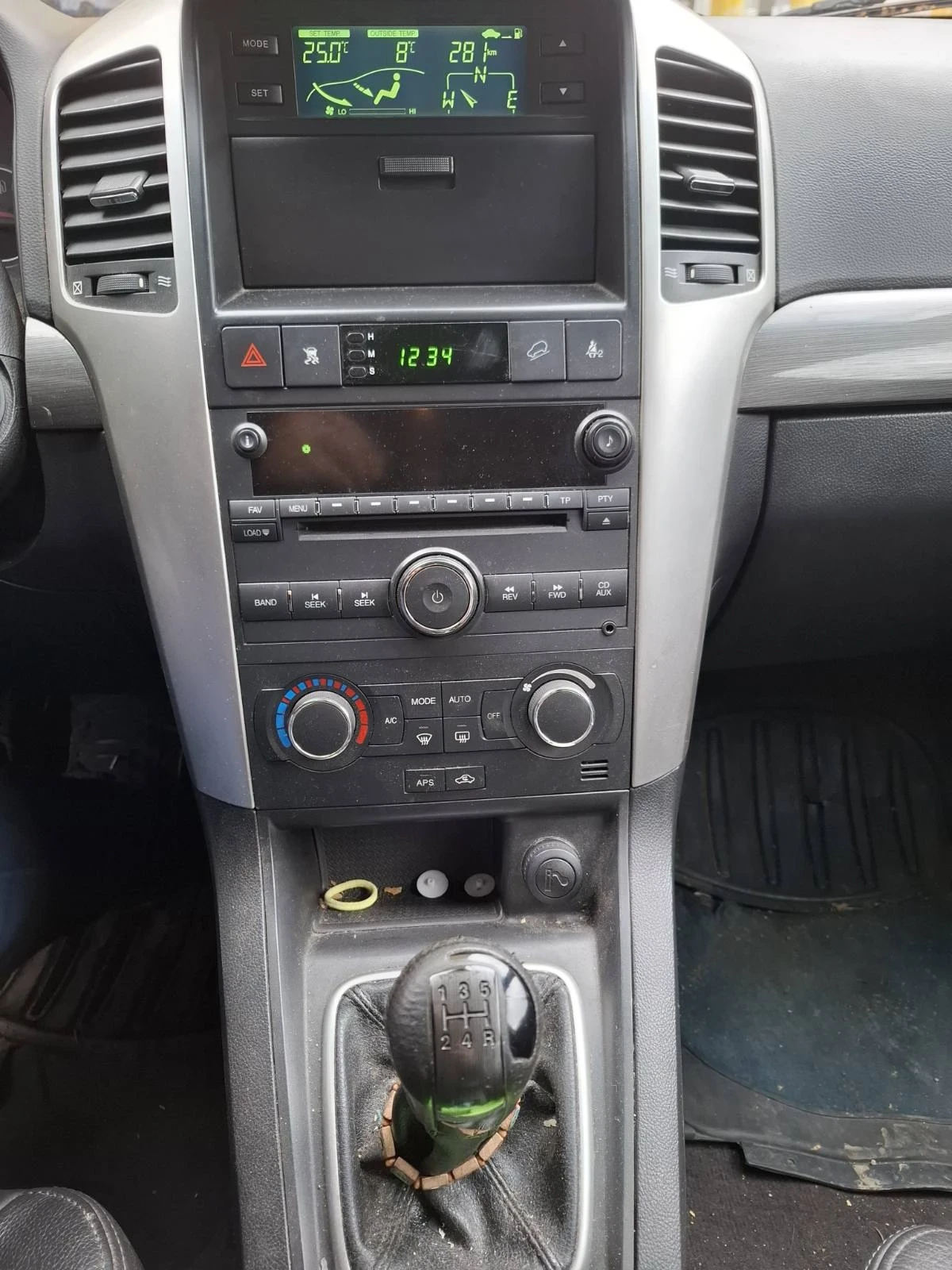 Chevrolet Captiva, снимка 7 - Автомобили и джипове - 56202259