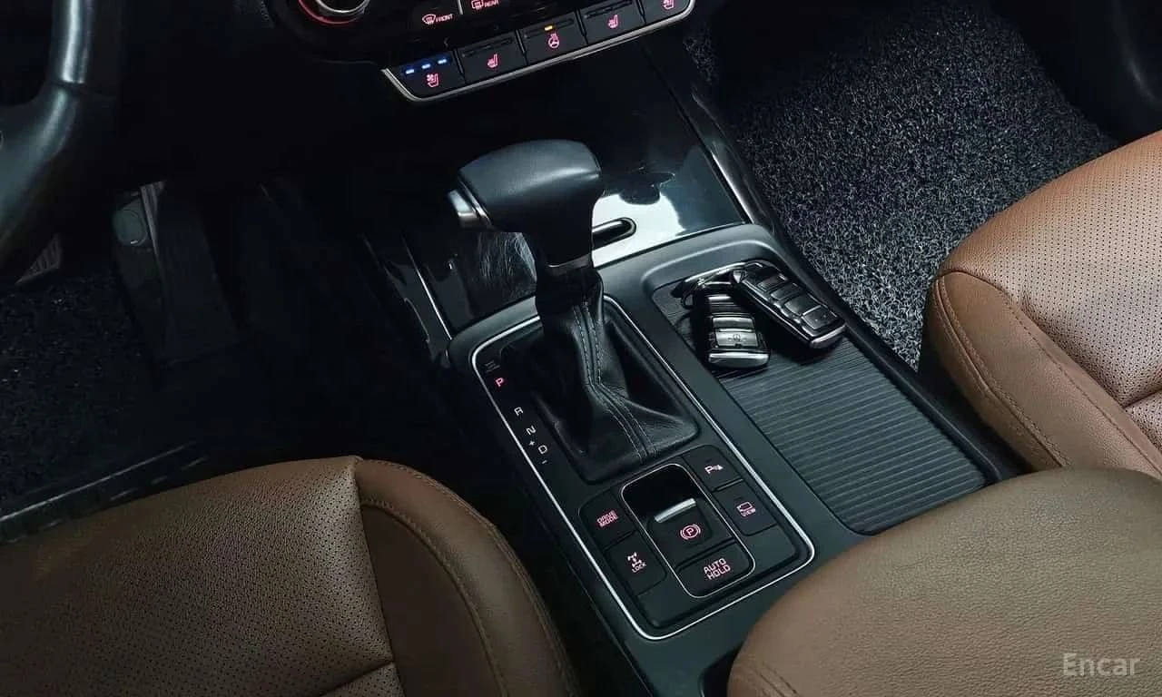 Kia Sorento, снимка 12 - Автомобили и джипове - 56727656