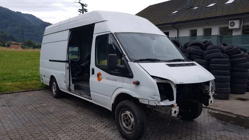 Ford Transit 2.4 TDCI, снимка 6 - Бусове и автобуси - 47183858