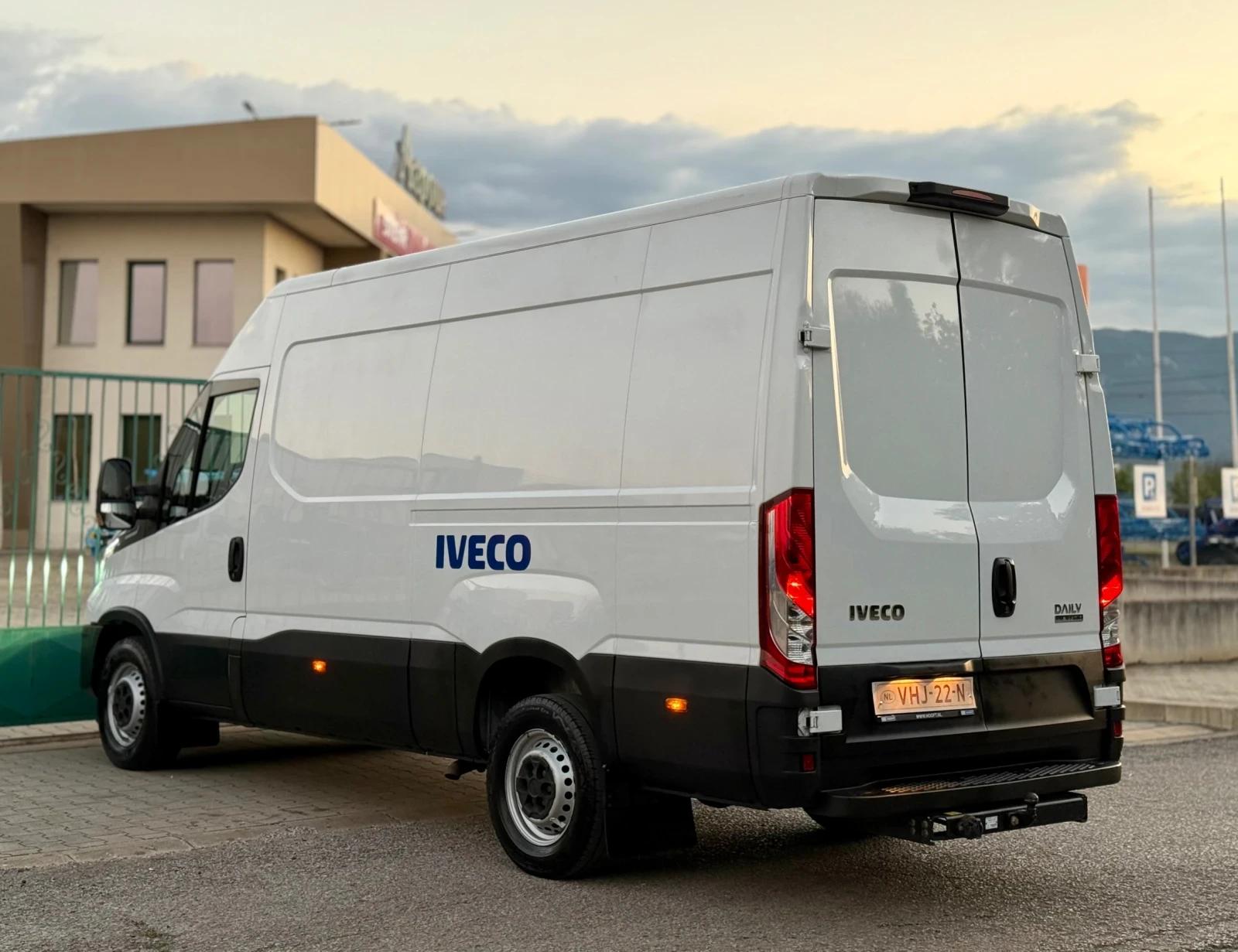 Iveco Daily 2.3d~160hp~HI-MATIC~FULL LED! - изображение 7