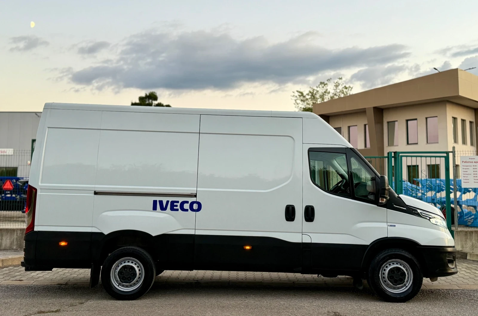 Iveco Daily 2.3d~160hp~HI-MATIC~FULL LED! - изображение 4