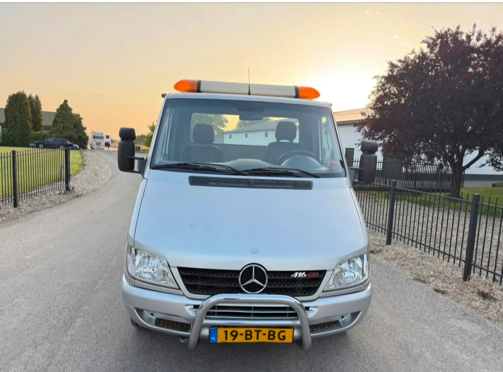 Mercedes-Benz 416 Товарен - изображение 4