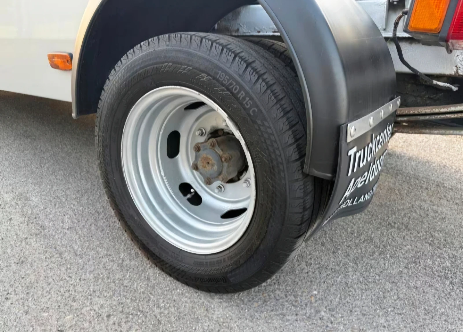 Mercedes-Benz 416 Товарен - изображение 10