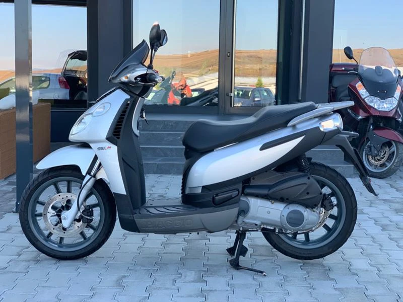 Piaggio Carnaby 250i, снимка 1 - Мотоциклети и мототехника - 35322679