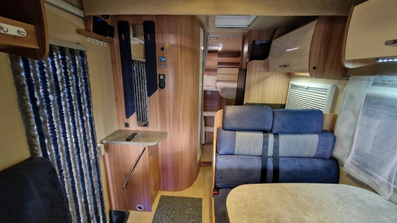 Кемпер Challenger Genesis 2.3 150ps AUTOMAT, снимка 10 - Каравани и кемпери - 53207433