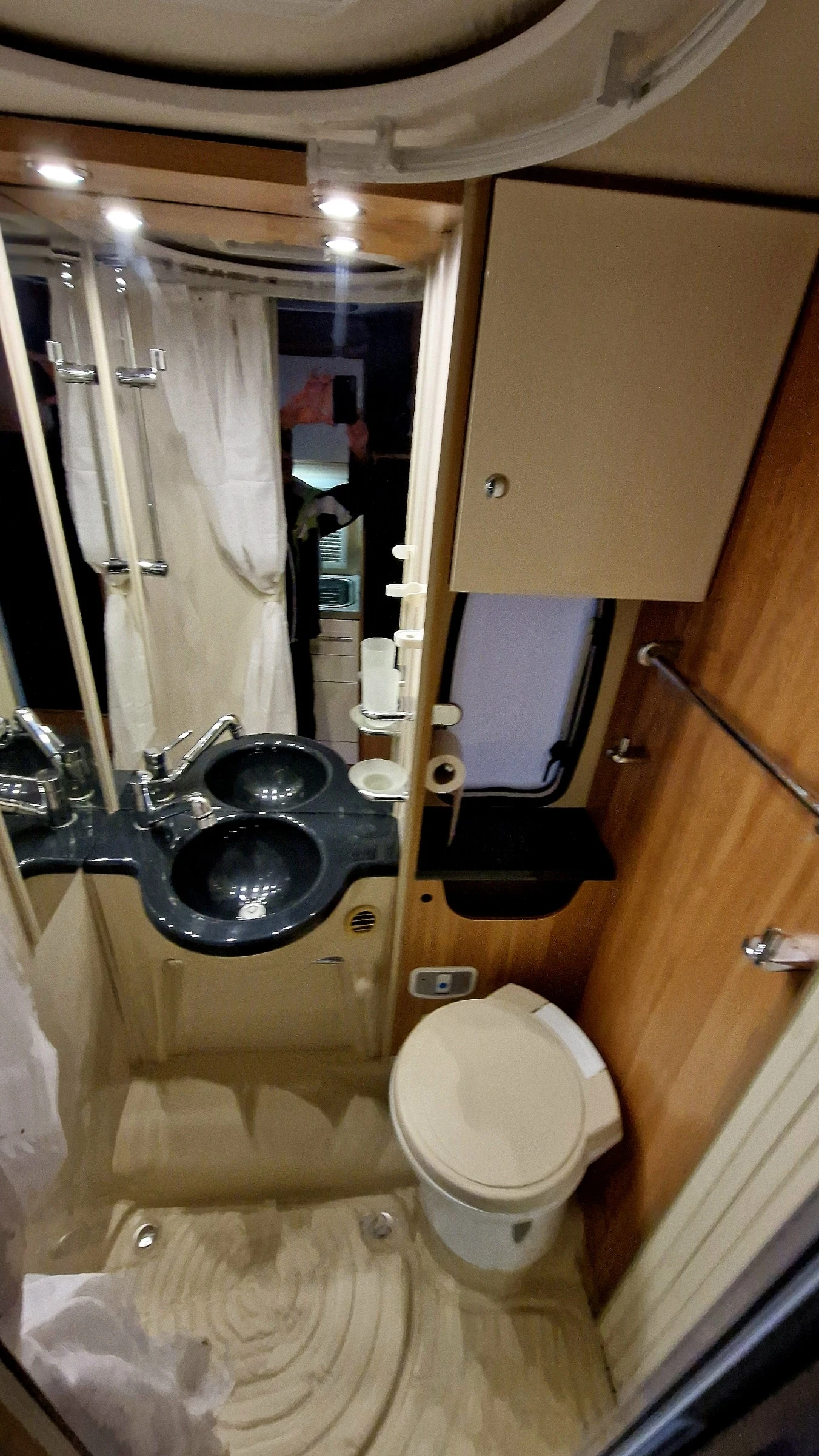 ������ Challenger Genesis 2.3 150ps AUTOMAT | Mobile.bg � ����������� 14