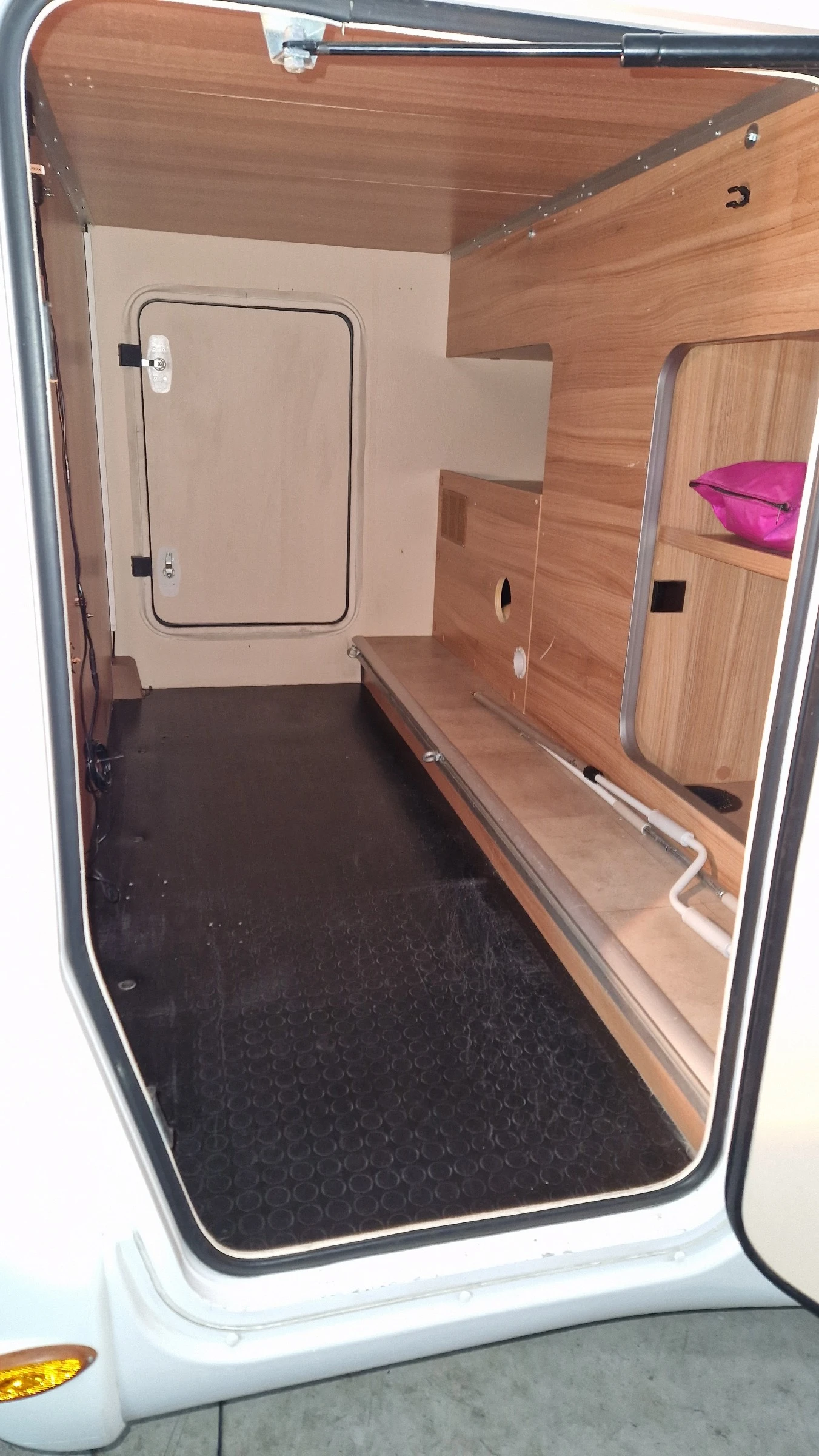 ������ Challenger Genesis 2.3 150ps AUTOMAT | Mobile.bg � ����������� 16