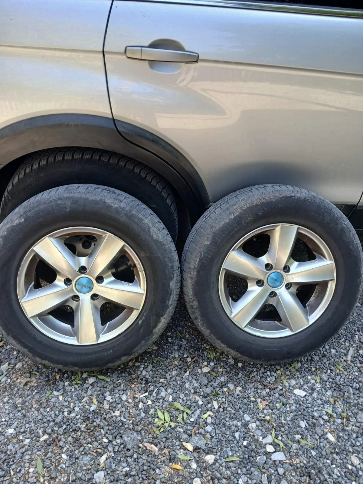 ���� � ������ 215/75R16 | Mobile.bg � ����������� 3