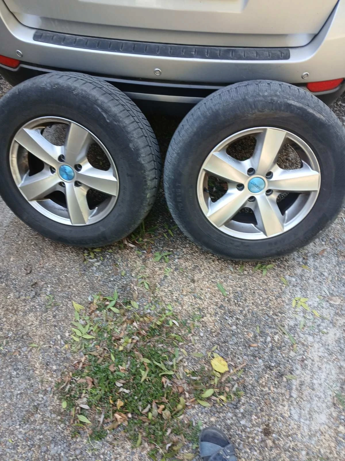 ���� � ������ 215/75R16 | Mobile.bg � ����������� 1