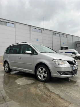 VW Touran 6 ск Ръчка Фейс, снимка 2