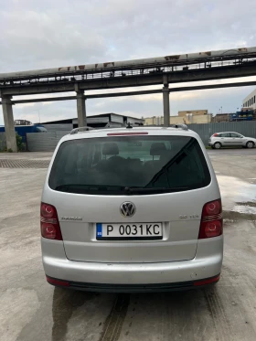 VW Touran 6 ск Ръчка Фейс, снимка 4