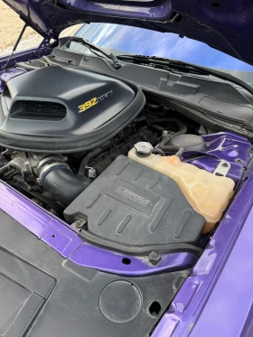 Dodge Challenger 6.4 HEMI /SCAT PACK/ HARMAN /KOOKS /БЕЗ ЗАБЕЛЕЖКА - 77500 лв. - 94419301 8