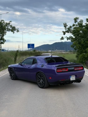 Dodge Challenger 6.4 HEMI /SCAT PACK/ HARMAN /KOOKS /БЕЗ ЗАБЕЛЕЖКА - 77500 лв. - 94419301 3