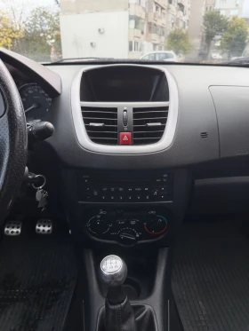 Обява за продажба на Peugeot 206 1.4i ~3 200 лв. - изображение 11 | Auto.bg Обява за продажба на Peugeot 206 1.4i ~3 200 лв. - изображение 11