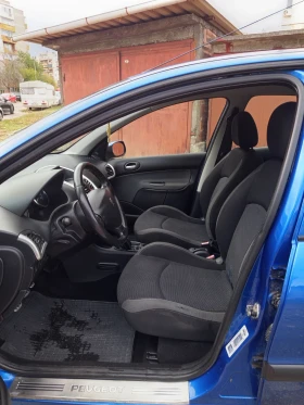 Обява за продажба на Peugeot 206 1.4i ~3 200 лв. - изображение 8 | Auto.bg Обява за продажба на Peugeot 206 1.4i ~3 200 лв. - изображение 8