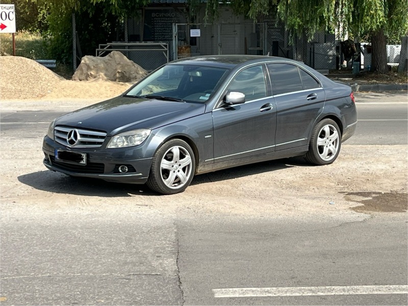 Mercedes-Benz C 220, снимка 1 - Автомобили и джипове - 46288580