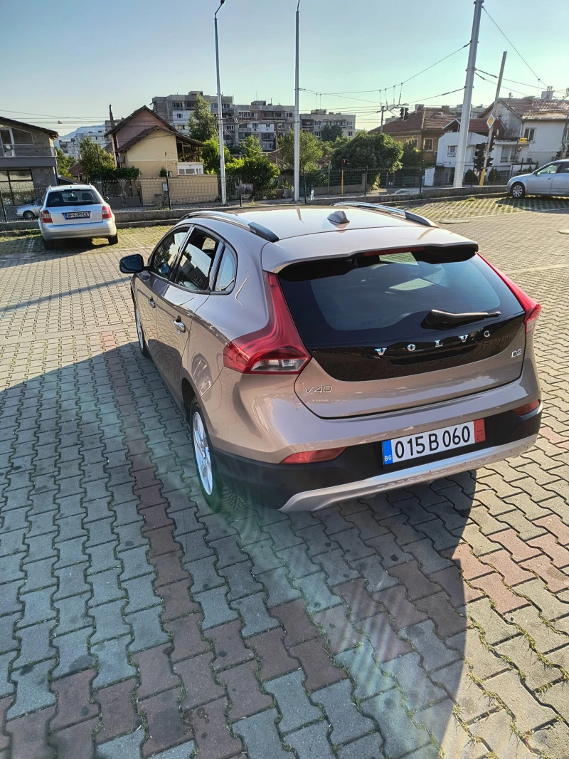 Volvo V40 Cross Country 1.6D2, снимка 5 - Автомобили и джипове - 47536082