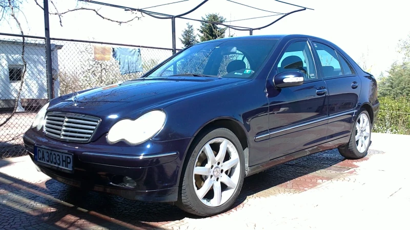 Mercedes-Benz C 200, снимка 1 - Автомобили и джипове - 48555346